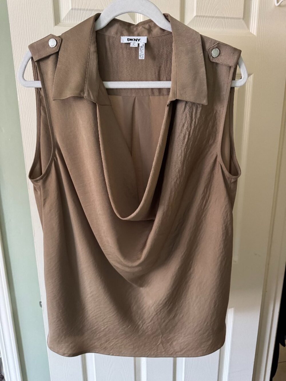 DKNY Women's Point Collar Cowlneck Sleeveless Top